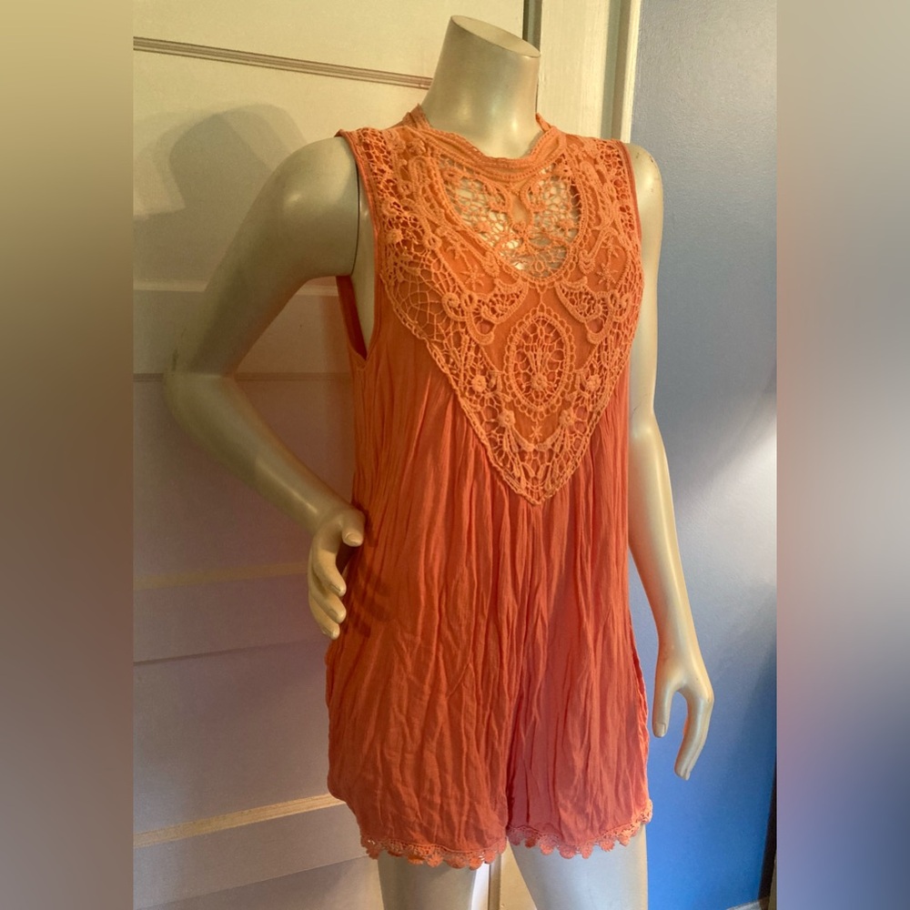 🪸Coral Taylor & Sage Lace Romper/Jumper, size Medium